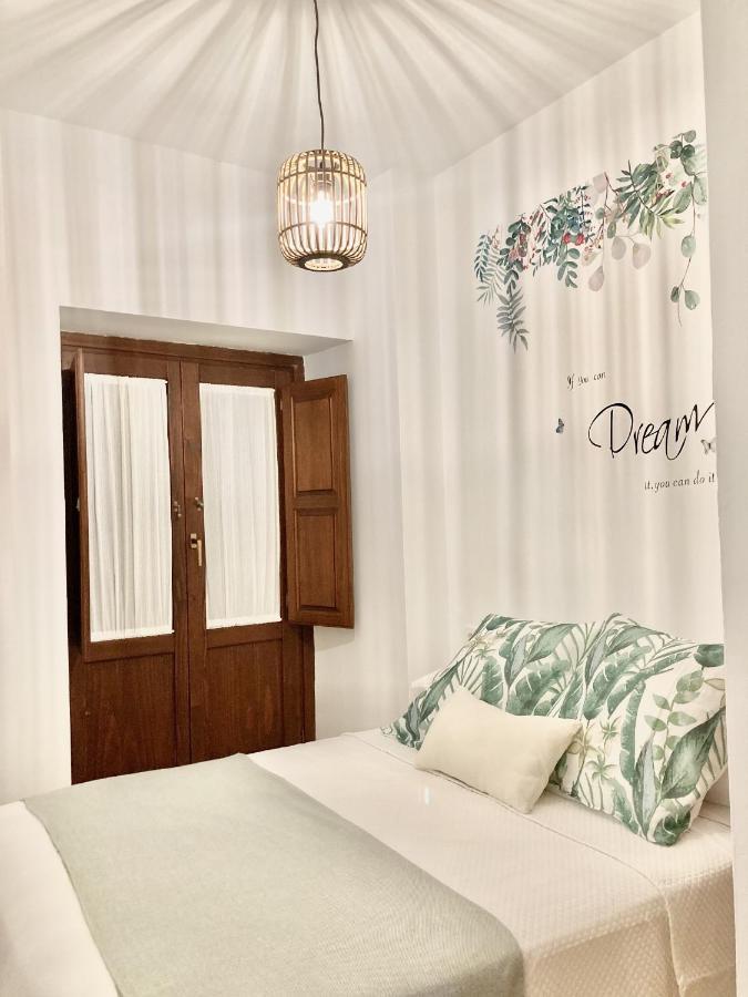 Apartamentos Nuria 19 格拉纳达 外观 照片